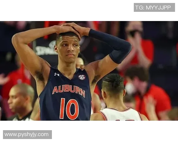 小贾巴里史密斯展现篮球天赋引领球队迈向辉煌未来 小贾巴里史密斯展现篮球天赋引领球队迈向辉煌未来