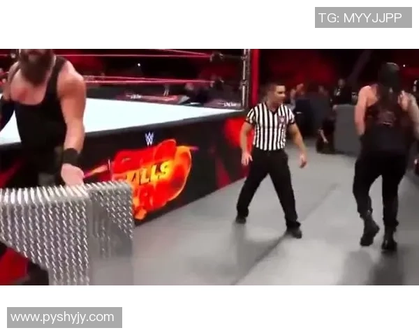 斯特劳曼与罗曼的巅峰对决谁能在擂台上称王称霸